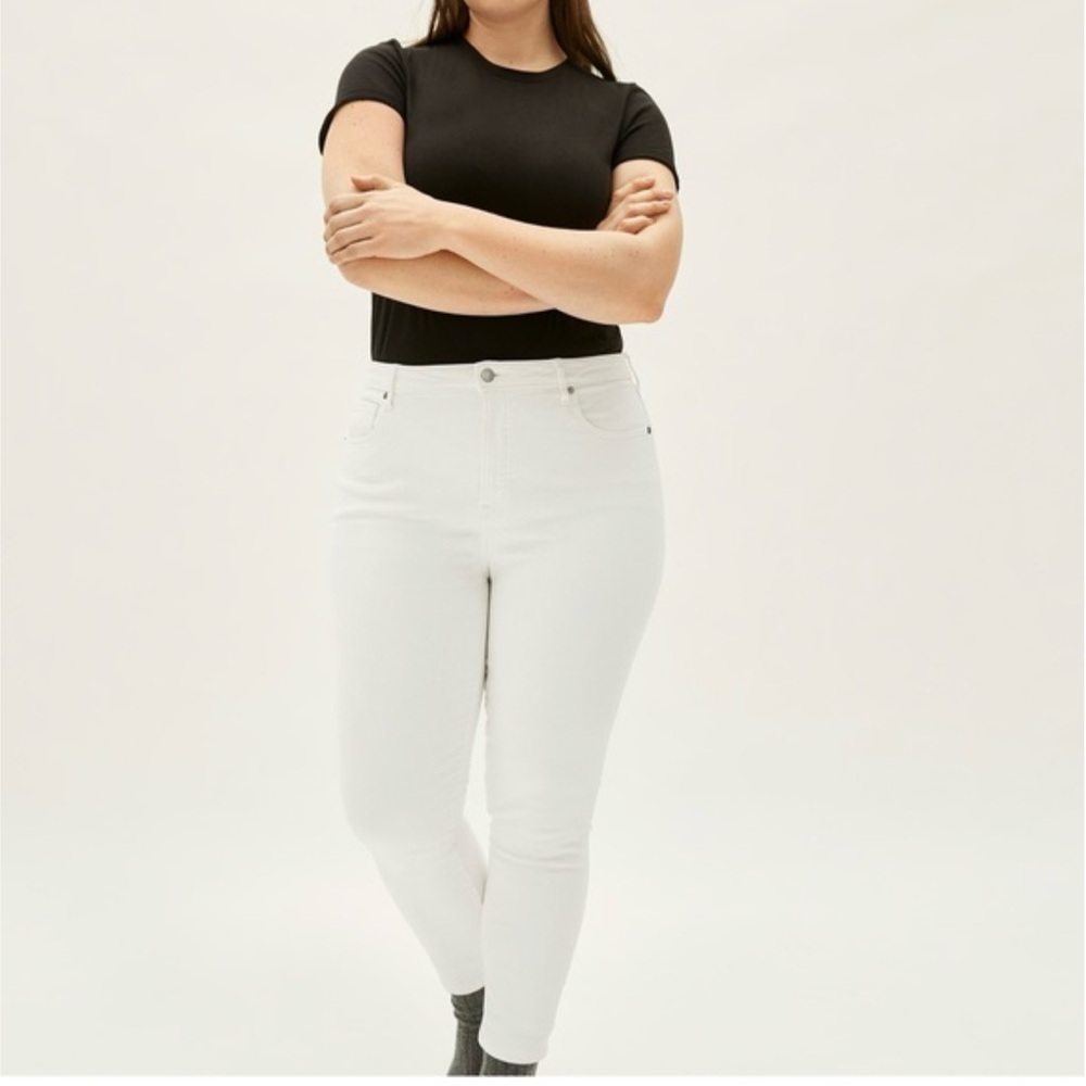NWOT Everlane White Curvy Authentic Stretch High-Rise Skinny Jeans